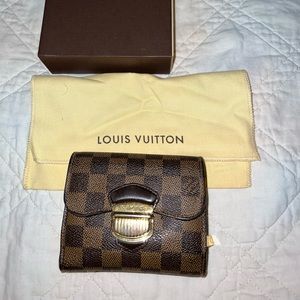Louis Vuitton trifold wallet